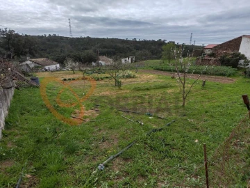 Quinta T2 para Venda em Santa Clara-A-Nova e Gomes Aires