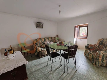 Quinta T2 para Venda em Santa Clara-A-Nova e Gomes Aires