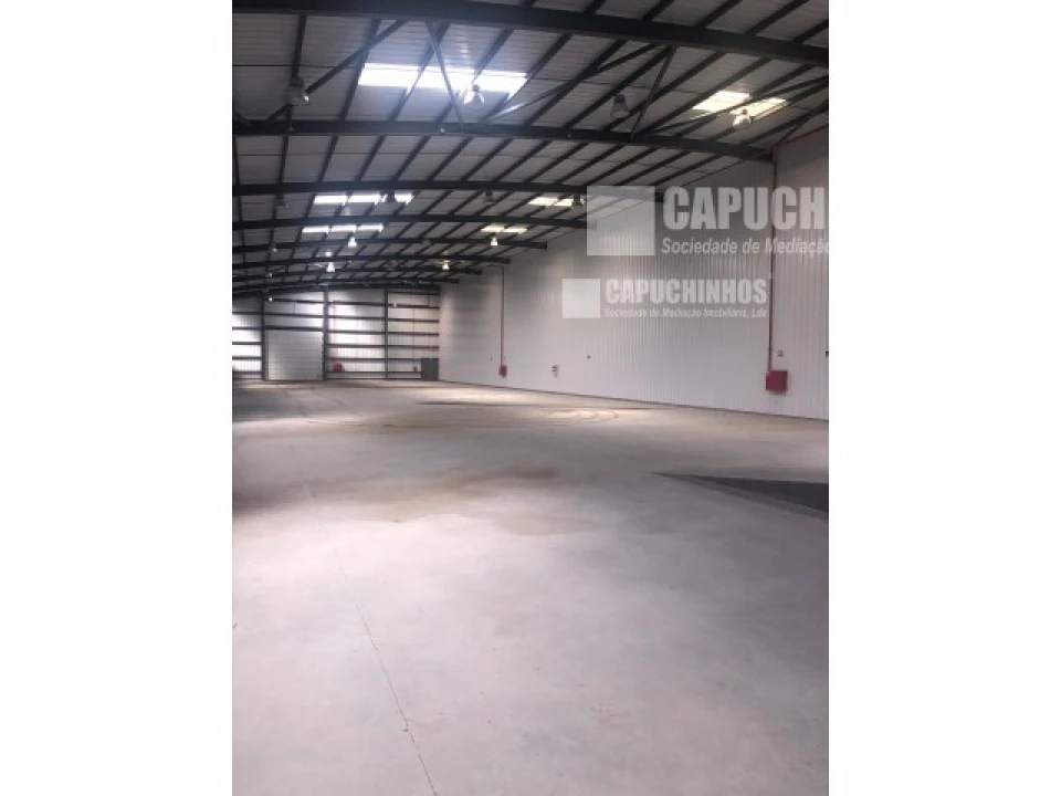 Armazém para Venda em Samora Correia Foto 3