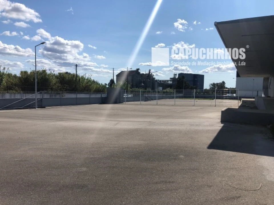 Armazém para Venda em Samora Correia Foto 9