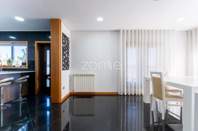 Moradia T4 para Venda em Coronado (São Romão e São Mamede)