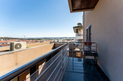 Moradia T4 para Venda em Coronado (São Romão e São Mamede)