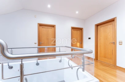 Moradia T4 para Venda em Coronado (São Romão e São Mamede)