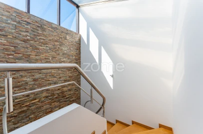 Moradia T4 para Venda em Coronado (São Romão e São Mamede)