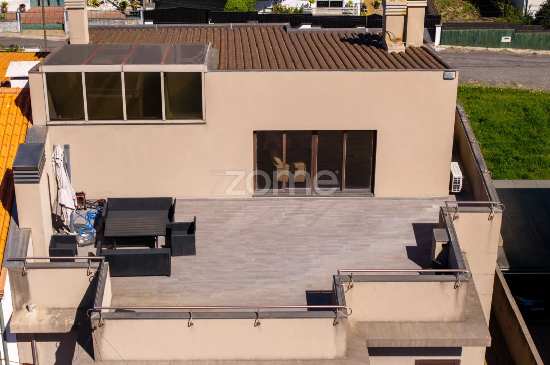 Moradia T4 para Venda em Coronado (São Romão e São Mamede) Foto 8