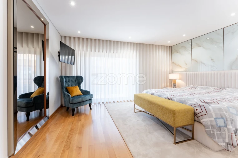 Moradia T4 para Venda em Coronado (São Romão e São Mamede) Foto 37