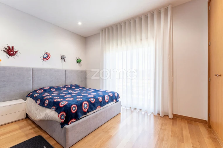 Moradia T4 para Venda em Coronado (São Romão e São Mamede) Foto 28