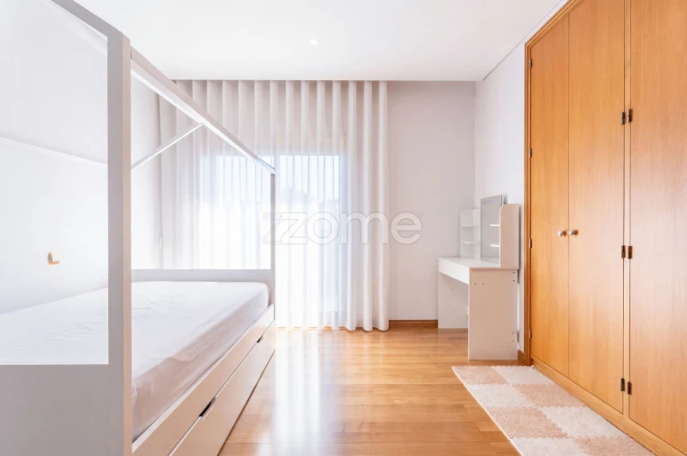 Moradia T4 para Venda em Coronado (São Romão e São Mamede) Foto 35