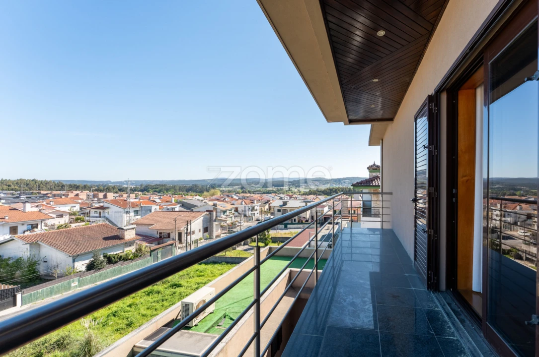 Moradia T4 para Venda em Coronado (São Romão e São Mamede) Foto 29