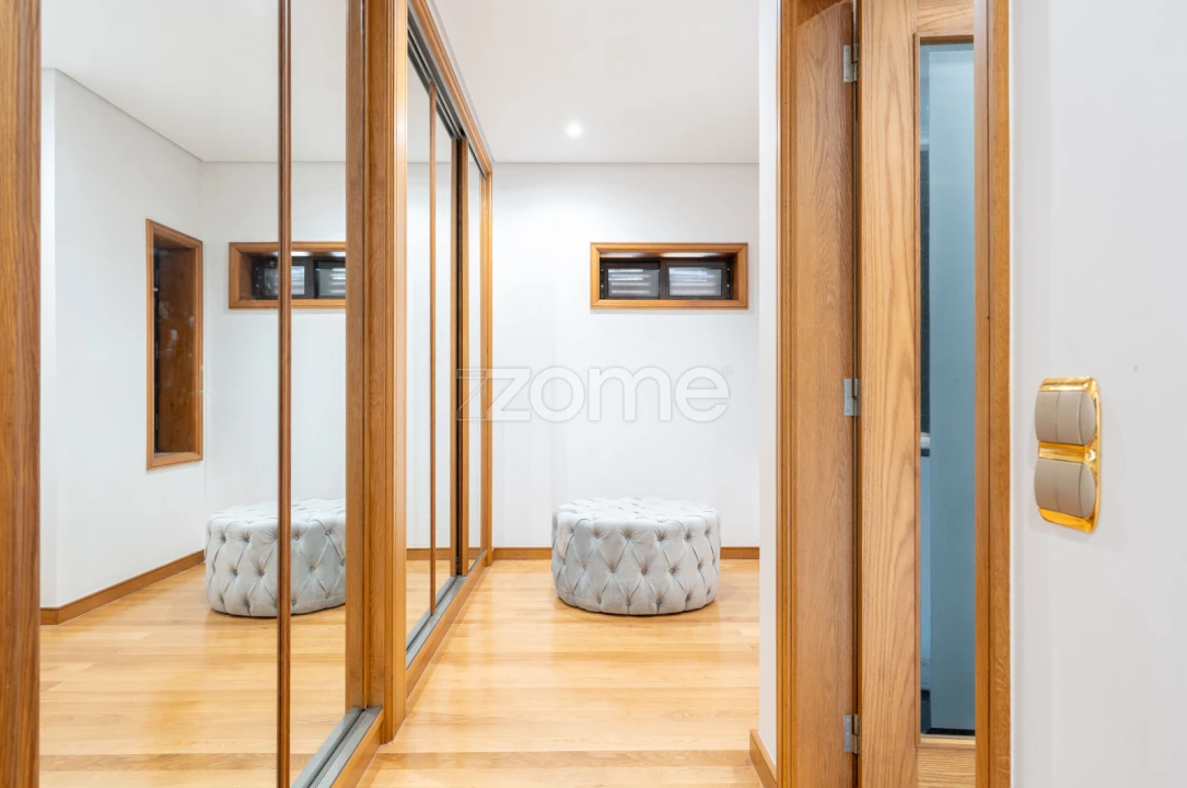 Moradia T4 para Venda em Coronado (São Romão e São Mamede) Foto 41