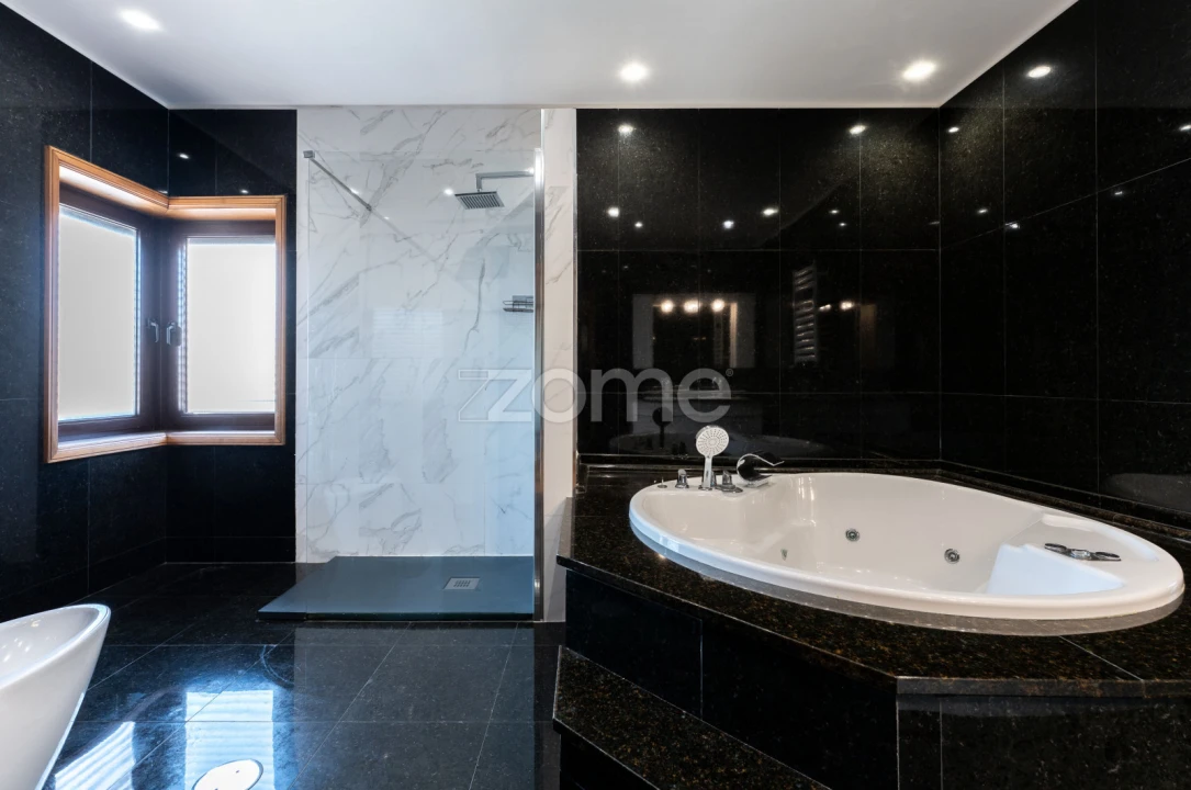 Moradia T4 para Venda em Coronado (São Romão e São Mamede) Foto 44