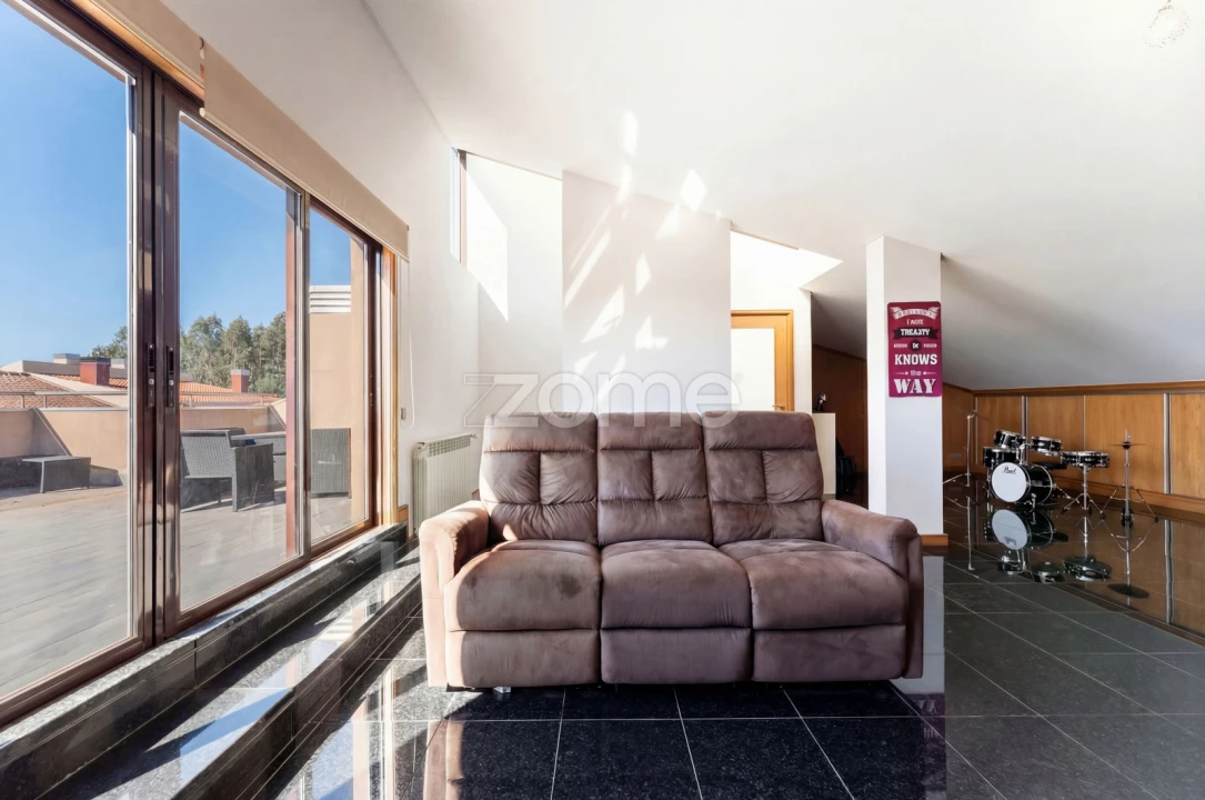 Moradia T4 para Venda em Coronado (São Romão e São Mamede) Foto 50