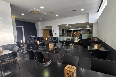 Negócio para Trespasse em Santa Marinha e São Pedro da Afurada