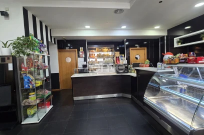 Negócio para Trespasse em Santa Marinha e São Pedro da Afurada