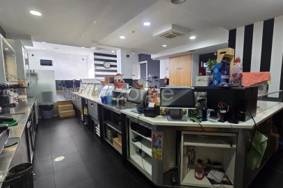 Negócio para Trespasse em Santa Marinha e São Pedro da Afurada