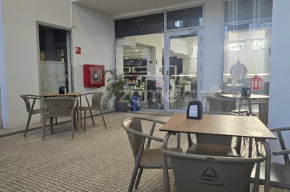 Negócio para Trespasse em Santa Marinha e São Pedro da Afurada