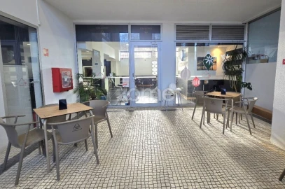 Negócio para Trespasse em Santa Marinha e São Pedro da Afurada