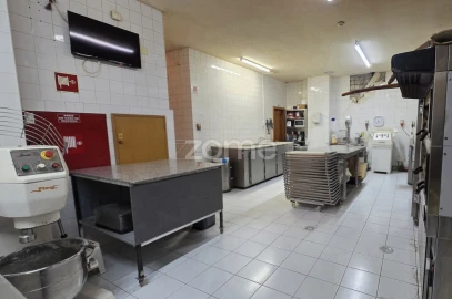 Negócio para Trespasse em Santa Marinha e São Pedro da Afurada