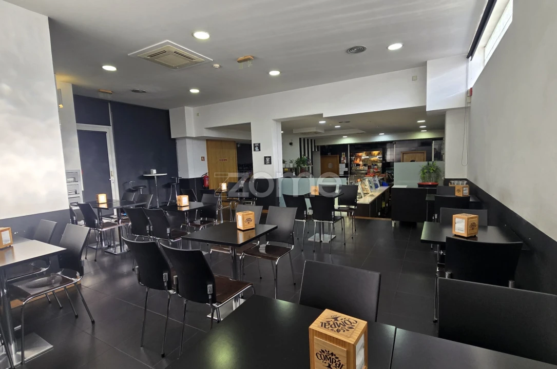 Negócio para Trespasse em Santa Marinha e São Pedro da Afurada Foto 1