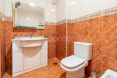 Apartamento T3 para Venda em Castêlo da Maia