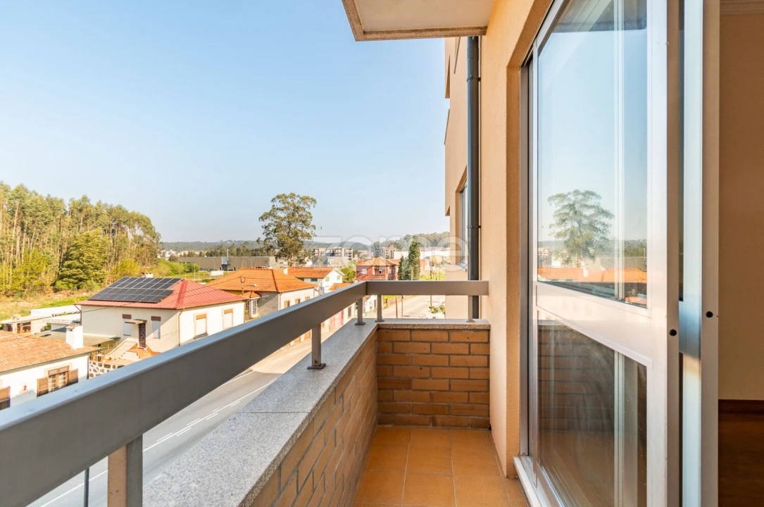 Apartamento T3 para Venda em Castêlo da Maia Foto 25
