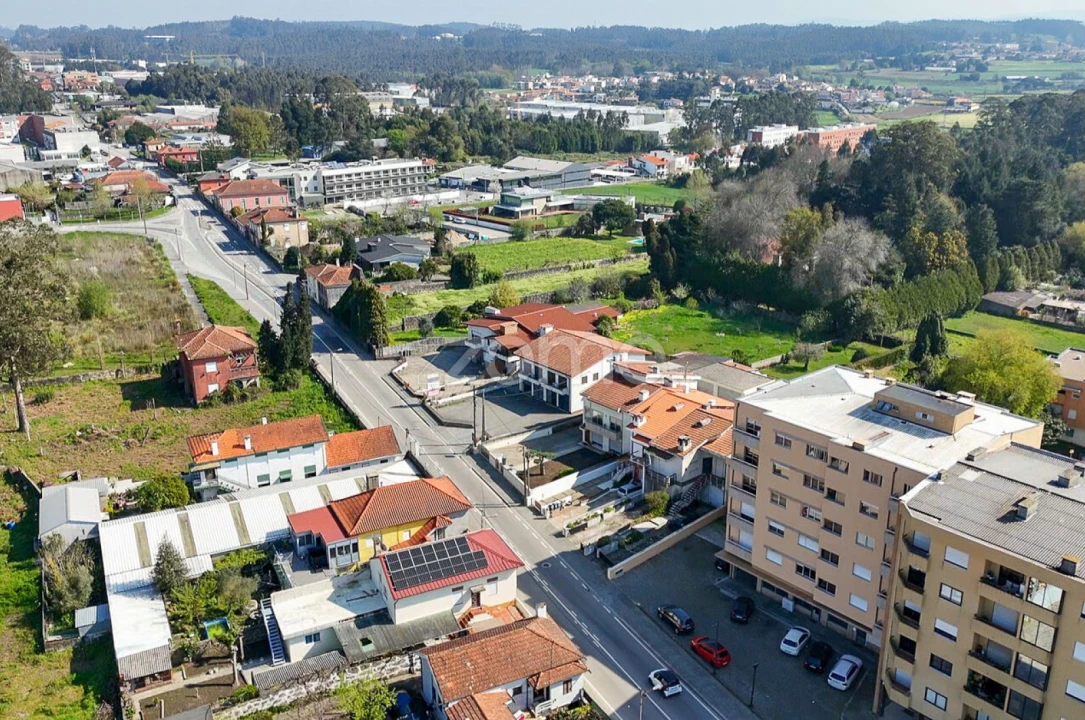 Apartamento T3 para Venda em Castêlo da Maia Foto 36
