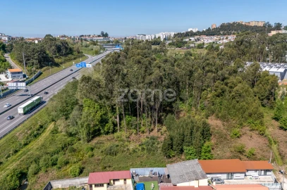 Terreno para Venda em Vilar de Andorinho