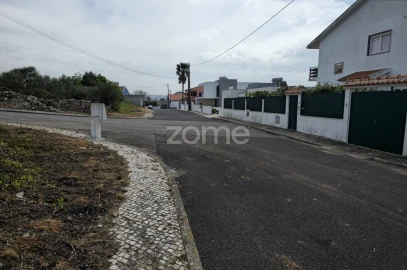 Terreno para Venda em São João das Lampas e Terrugem