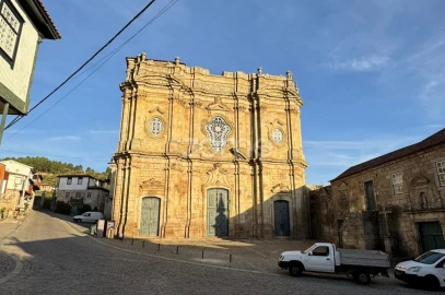 Moradia T7 para Venda em Salzedas
