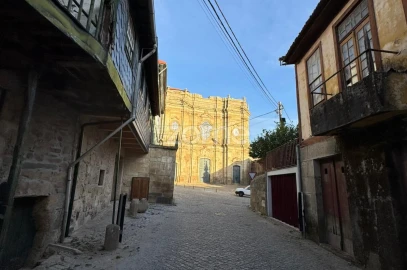 Moradia T7 para Venda em Salzedas