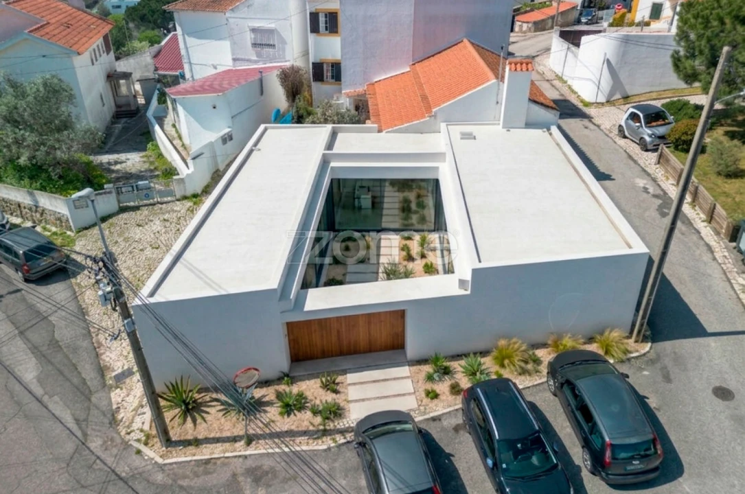 Moradia T2 para Venda em Alcabideche Foto 11