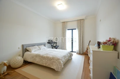 Moradia T3 para Venda em Marvila, Ribeira Santarém, São Salvador, São Nicolau