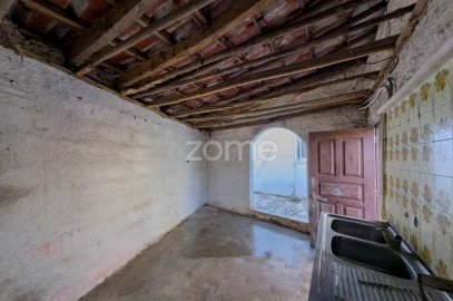 Moradia T4 para Venda em São Martinho do Porto