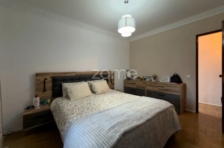 Moradia T3 para Venda em Póvoa de Santo Adrião e Olival Basto Foto 5