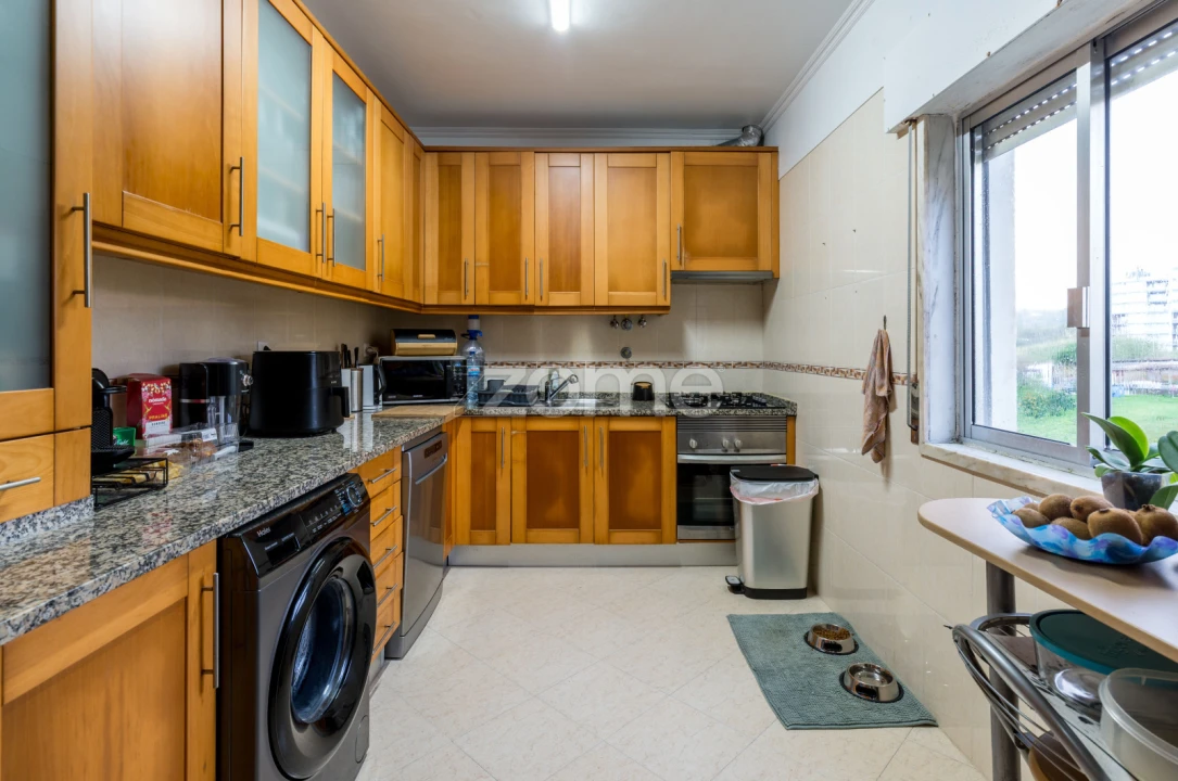 Moradia T3 para Venda em Póvoa de Santo Adrião e Olival Basto Foto 1