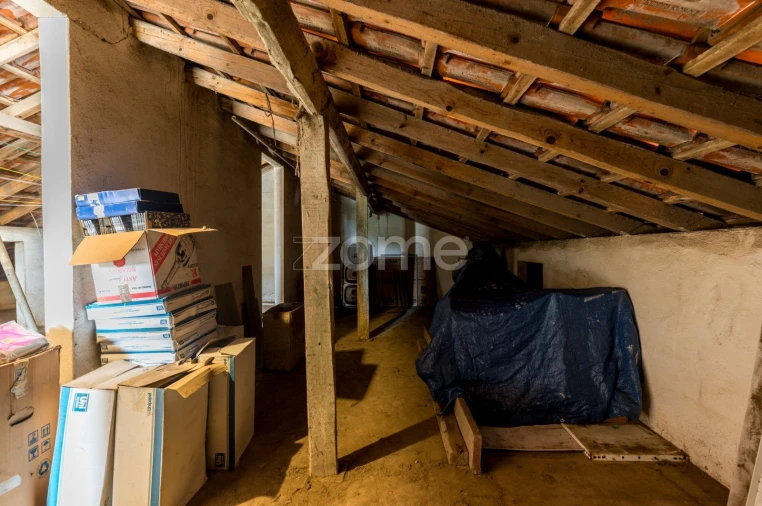 Moradia T4 para Venda em Pontinha e Famões Foto 29