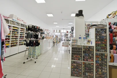 Terreno Comércio / Armazém para Venda em Buarcos