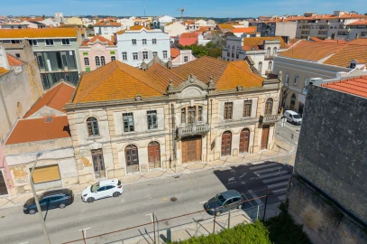 Terreno Comércio / Armazém para Venda em Buarcos