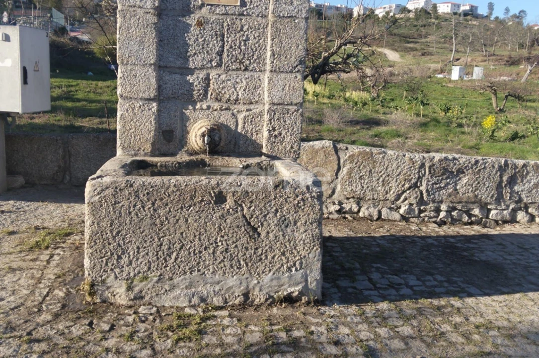 Moradia T3 para Venda em Guarda Foto 19