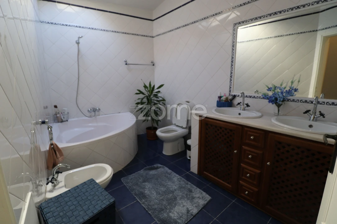 Moradia T5 para Venda em Oliveira do Hospital e São Paio de Gramaços Foto 29