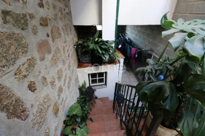 Moradia T5 para Venda em Oliveira do Hospital e São Paio de Gramaços