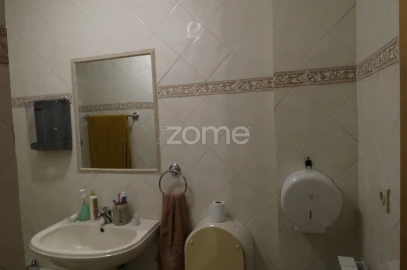 Moradia T5 para Venda em Oliveira do Hospital e São Paio de Gramaços