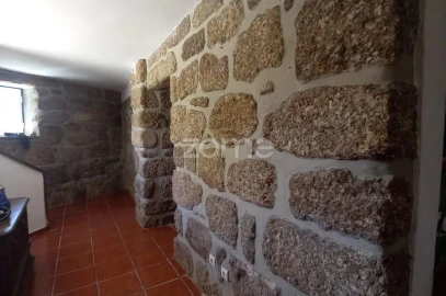 Moradia T7 para Venda em Oliveira do Hospital e São Paio de Gramaços