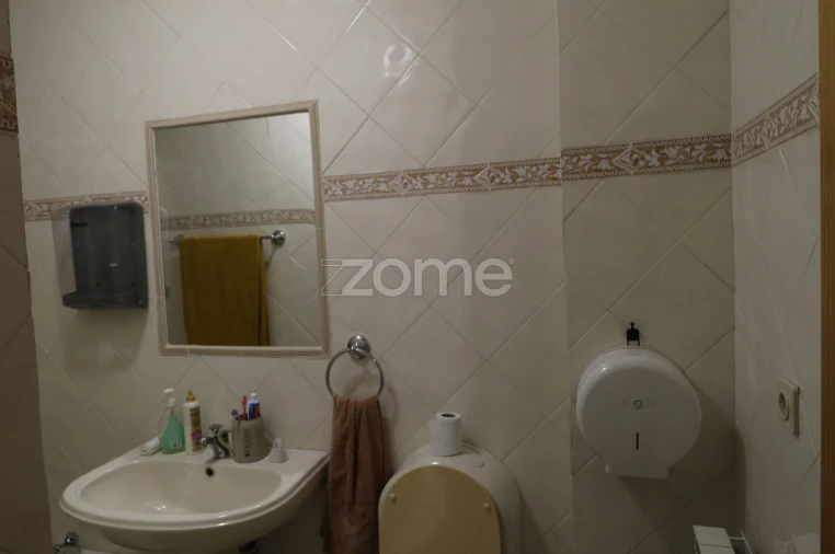 Moradia T5 para Venda em Oliveira do Hospital e São Paio de Gramaços Foto 9