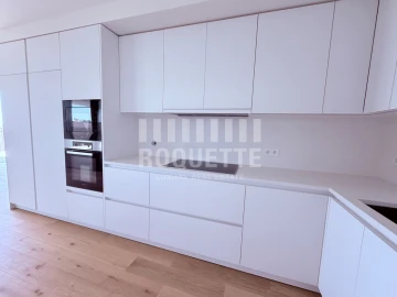 Apartamento T2 para Venda em Aldoar, Foz do Douro e Nevogilde