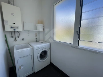 Apartamento T3 para Arrendamento em São Martinho