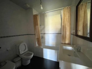 Apartamento T3 para Arrendamento em São Martinho