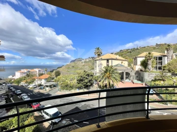 Apartamento T3 para Arrendamento em São Martinho