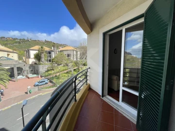 Apartamento T3 para Arrendamento em São Martinho