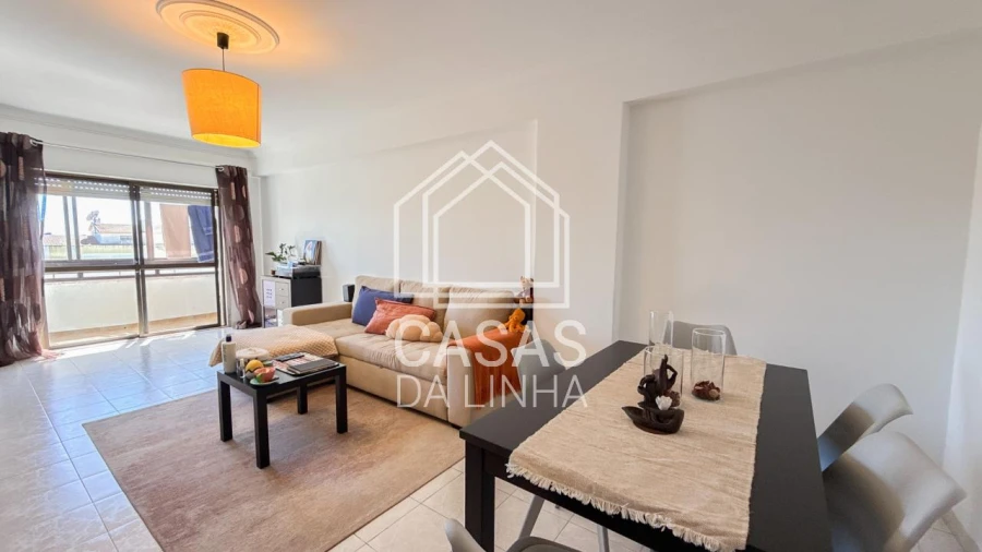 Apartamento T2 para Arrendamento em Massamá e Monte Abraão Foto 6